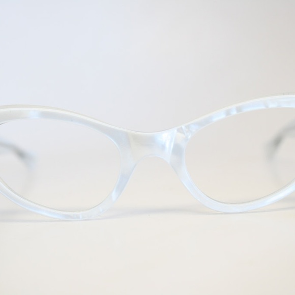 Unused White Curly Cat Eye Glasses Cateye Frames - Picture 3 of 3
